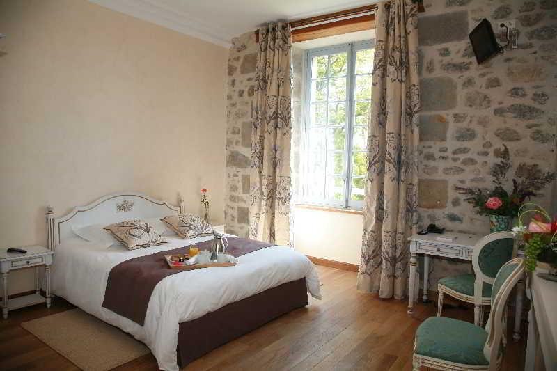 Domaine Saint-Roch Hotel Spa Salzuit エクステリア 写真